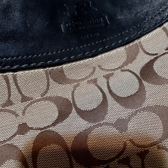 Coach Black and Tan Signature Shoulder Bag - Picture 2 of 14